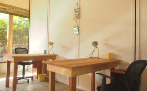 Dedicated desk - Locoworking coworking space Shared office Dedicated desk
